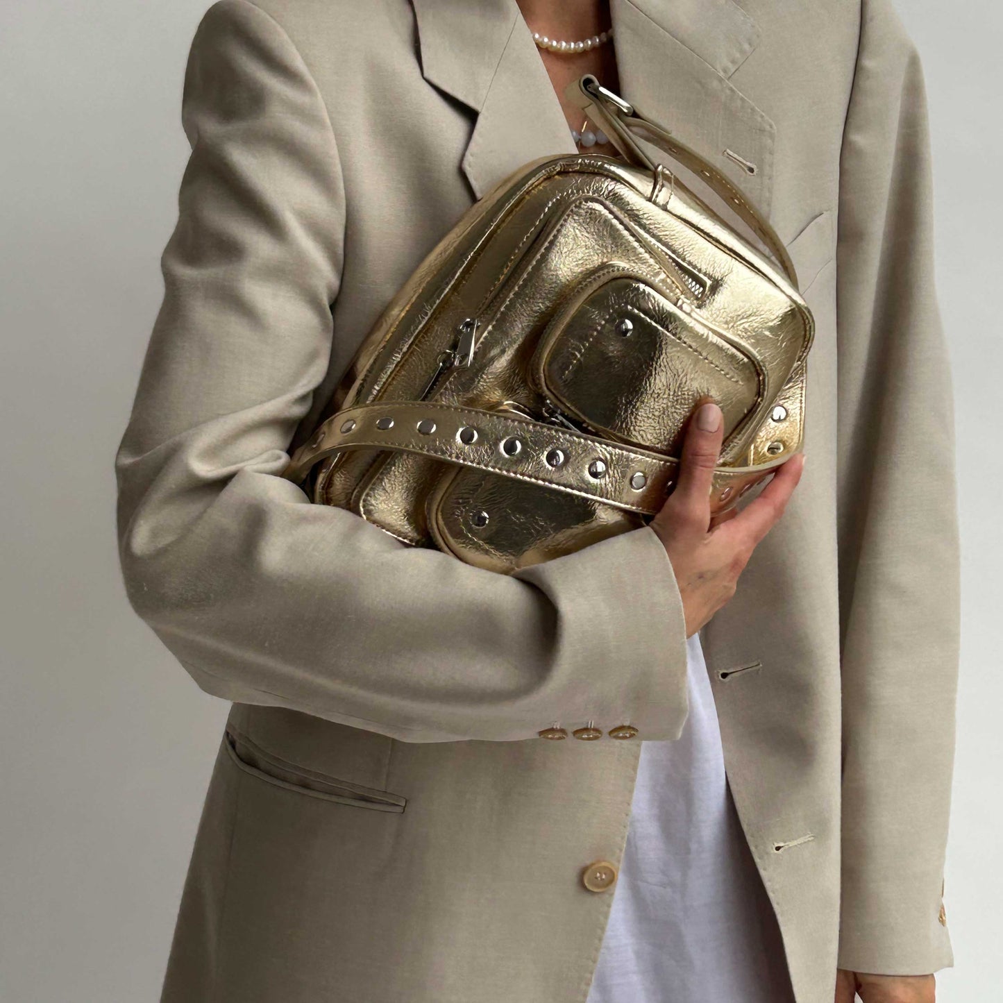 Núnoo Ellie Recycled Cool Light Gold Medium Light Gold