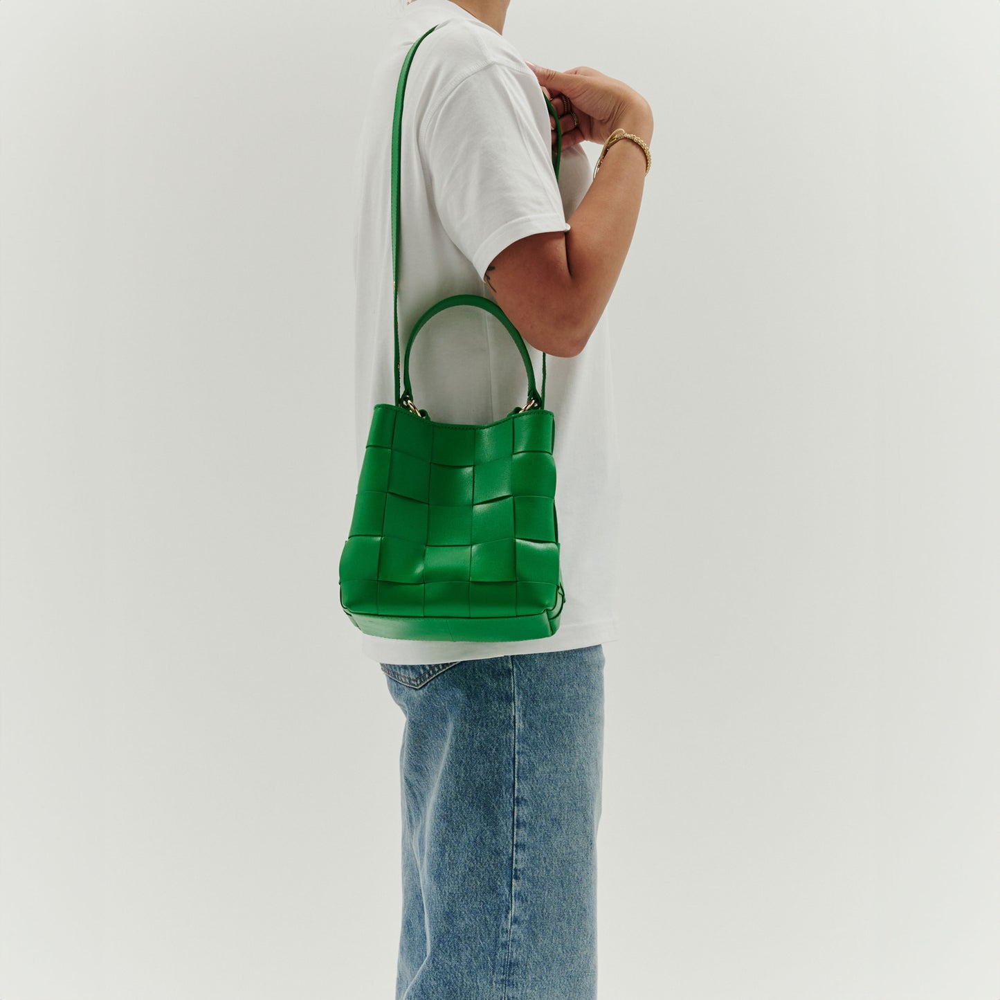 Núnoo Small Chiara Braided Florence Green w. Gold Shoulder bags Green