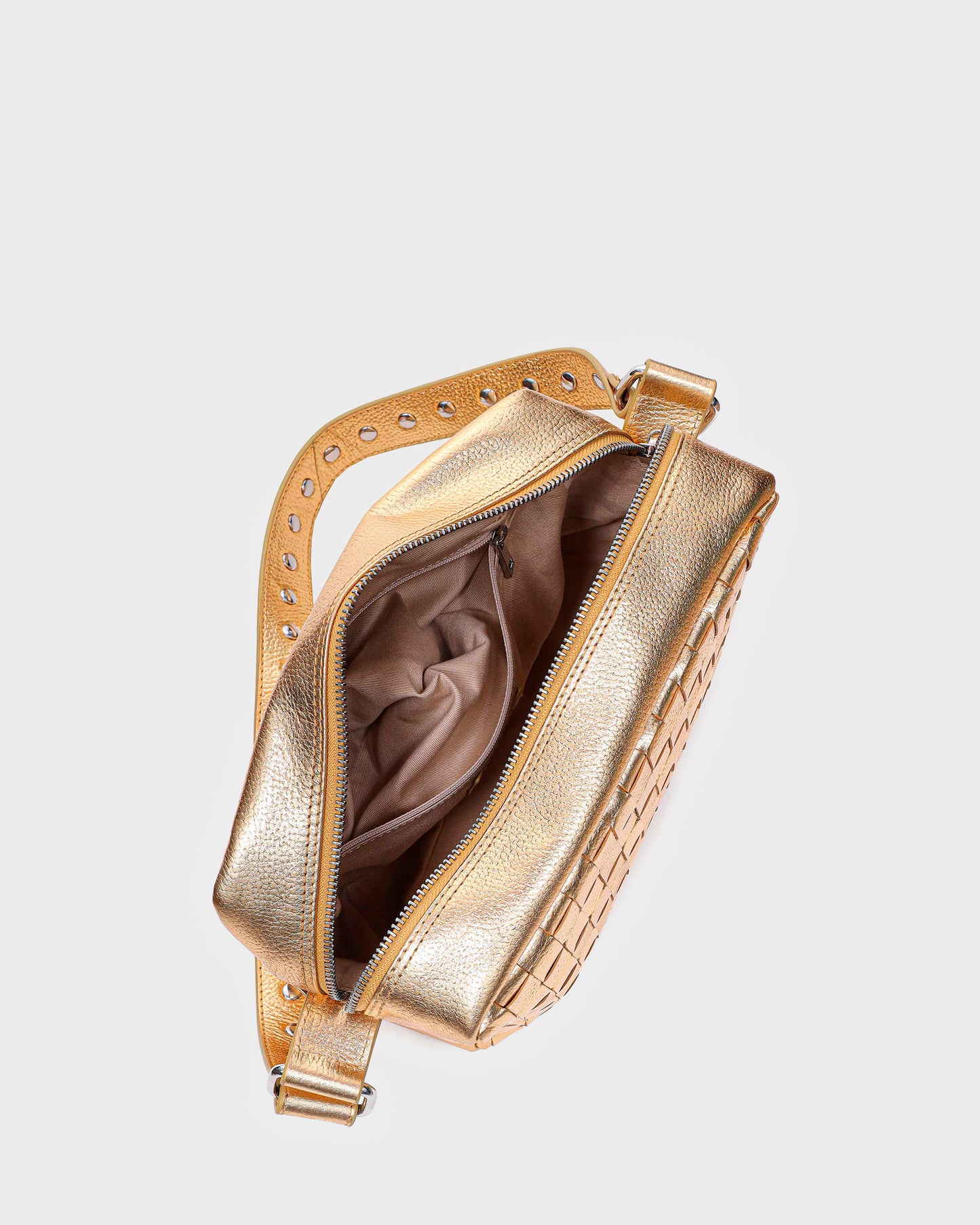 Núnoo Vilda Metallic Light Gold Medium Light Gold