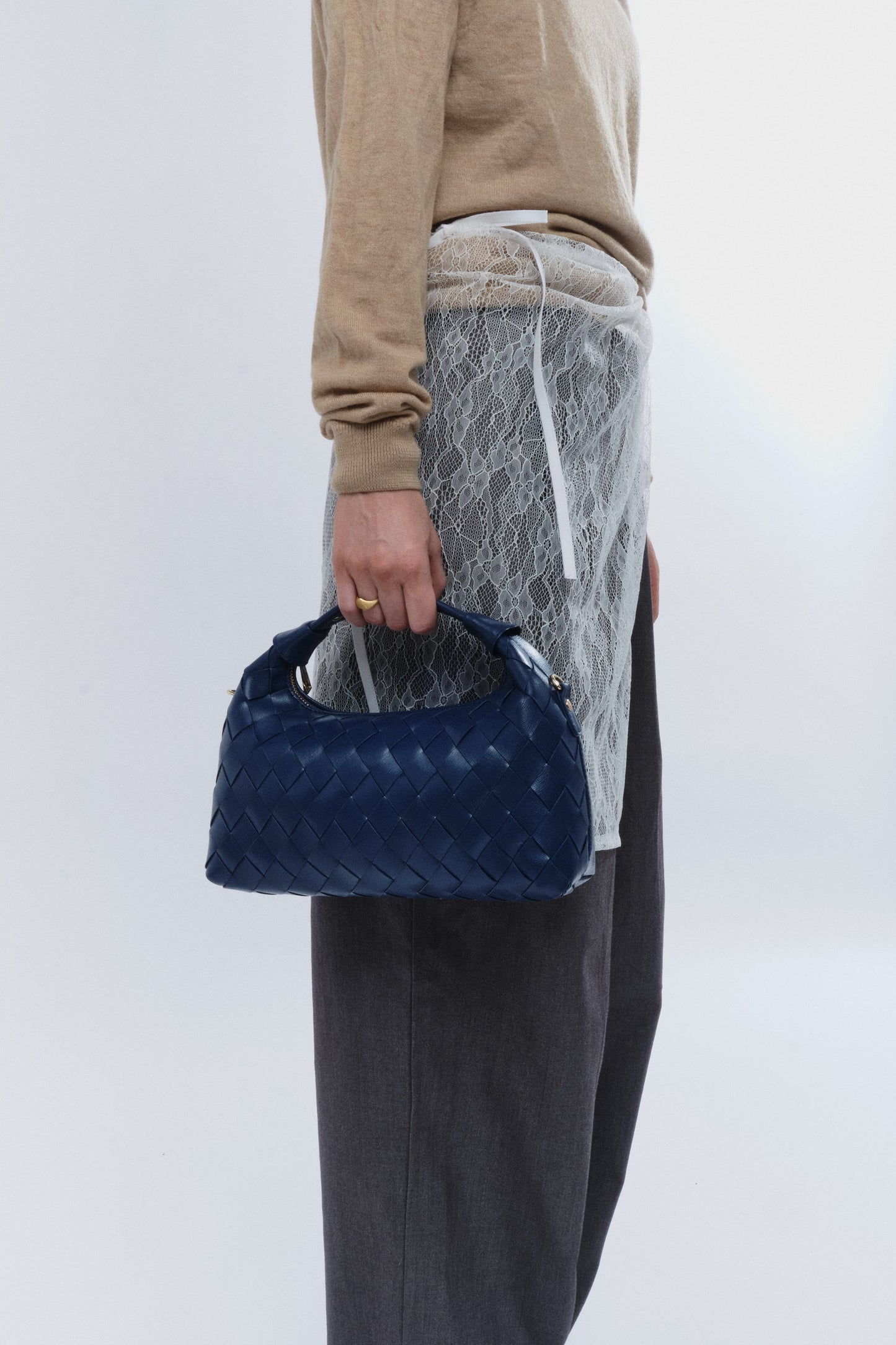 Núnoo Dandy Braided Florence Deep Blue w. Gold Medium