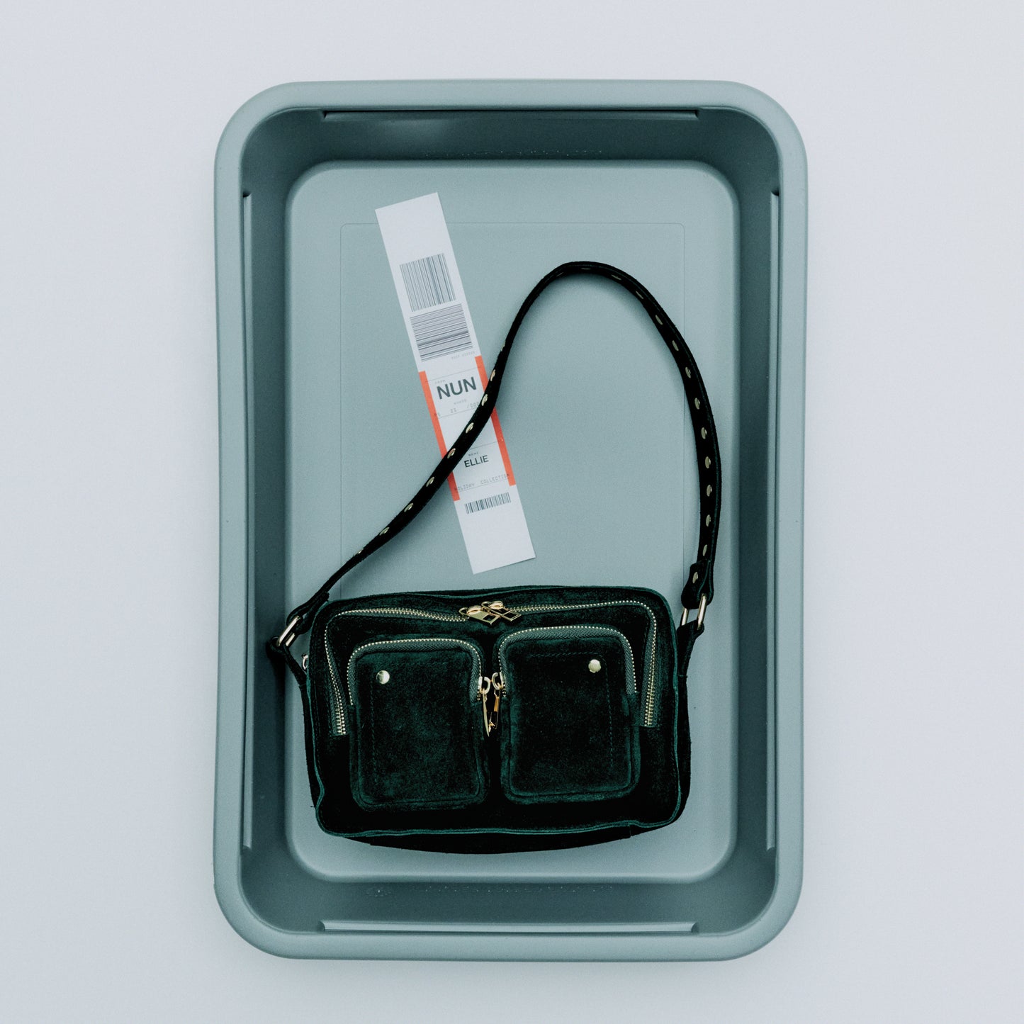 Núnoo Ellie Suede Dark Green w. Gold Medium Dark green